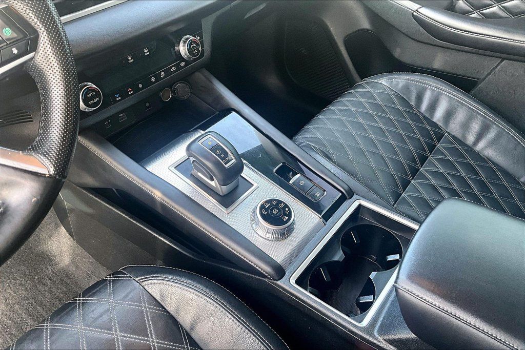 Used 2022 Mitsubishi Outlander SEL AWD/4WD image 15