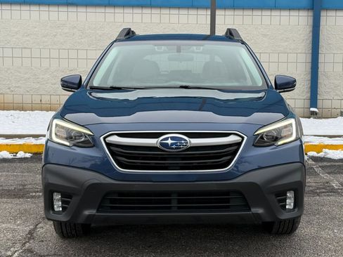 Used 2022 Subaru Outback Premium AWD/4WD image 2