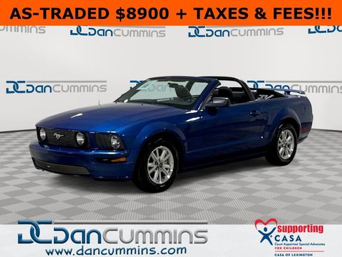Used 2006 Ford Mustang Convertible image 1