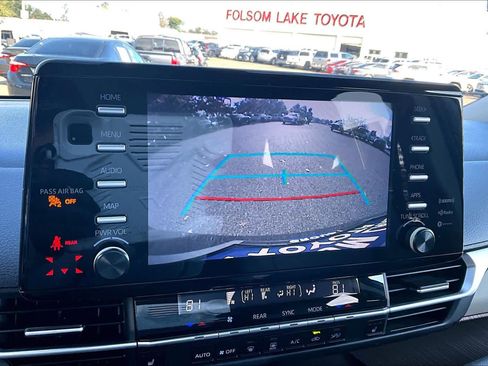 Certified 2023 Toyota Sienna XLE image 26