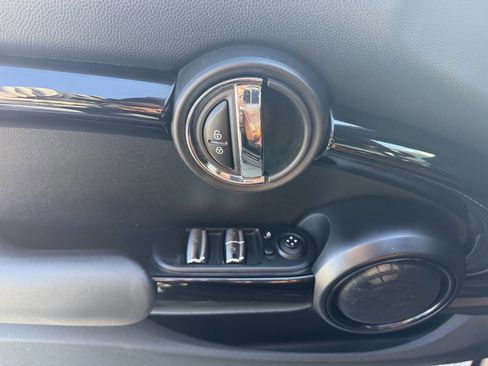 Used 2016 MINI Cooper S image 26