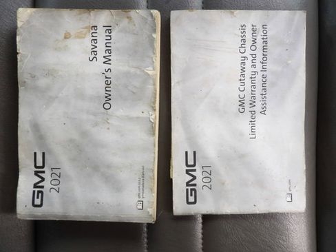 Used 2021 GMC Savana 3500 Extended w/ Power Convenience Package image 30