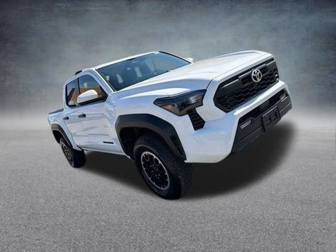 Used 2024 Toyota Tacoma TRD Off-Road AWD/4WD image 47
