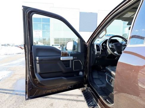 Used 2020 Ford F150 Lariat w/ Equipment Group 502A Luxury image 33