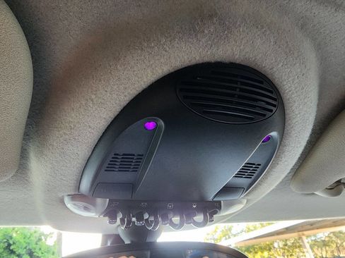 Used 2013 MINI Cooper S image 34