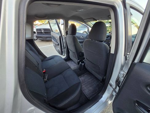 Used 2014 Nissan Versa Note SV w/ Convenience Package FWD image 32