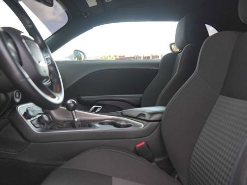 Used 2022 Dodge Challenger R/T w/ Blacktop Package image 11