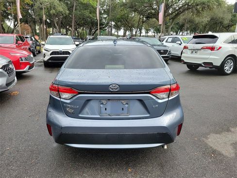 Used 2022 Toyota Corolla LE image 9