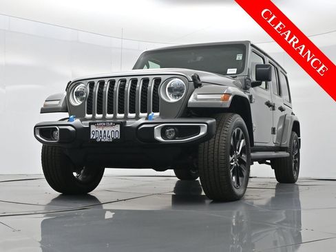 Used 2023 Jeep Wrangler Unlimited Sahara w/ Cold Weather Group image 48
