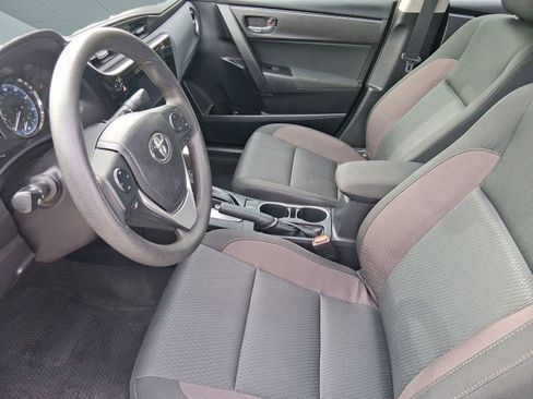 Used 2019 Toyota Corolla LE image 5