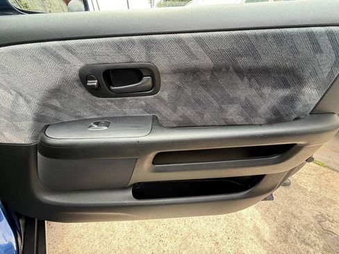Used 2004 Honda CR-V EX image 22