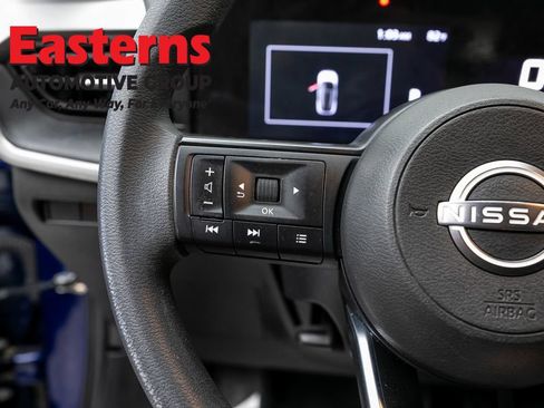 Used 2025 Nissan Kicks S AWD/4WD image 14