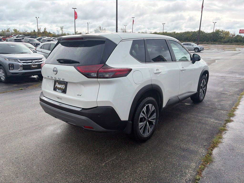 Used 2023 Nissan Rogue SV FWD image 6