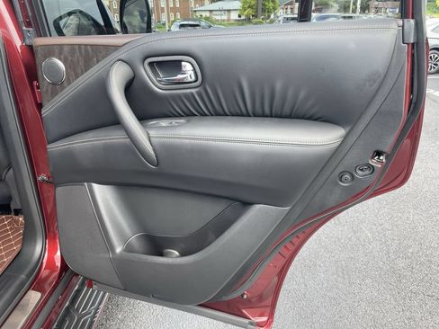 Used 2024 Nissan Armada Platinum w/ Captain's Chairs Package AWD/4WD image 24