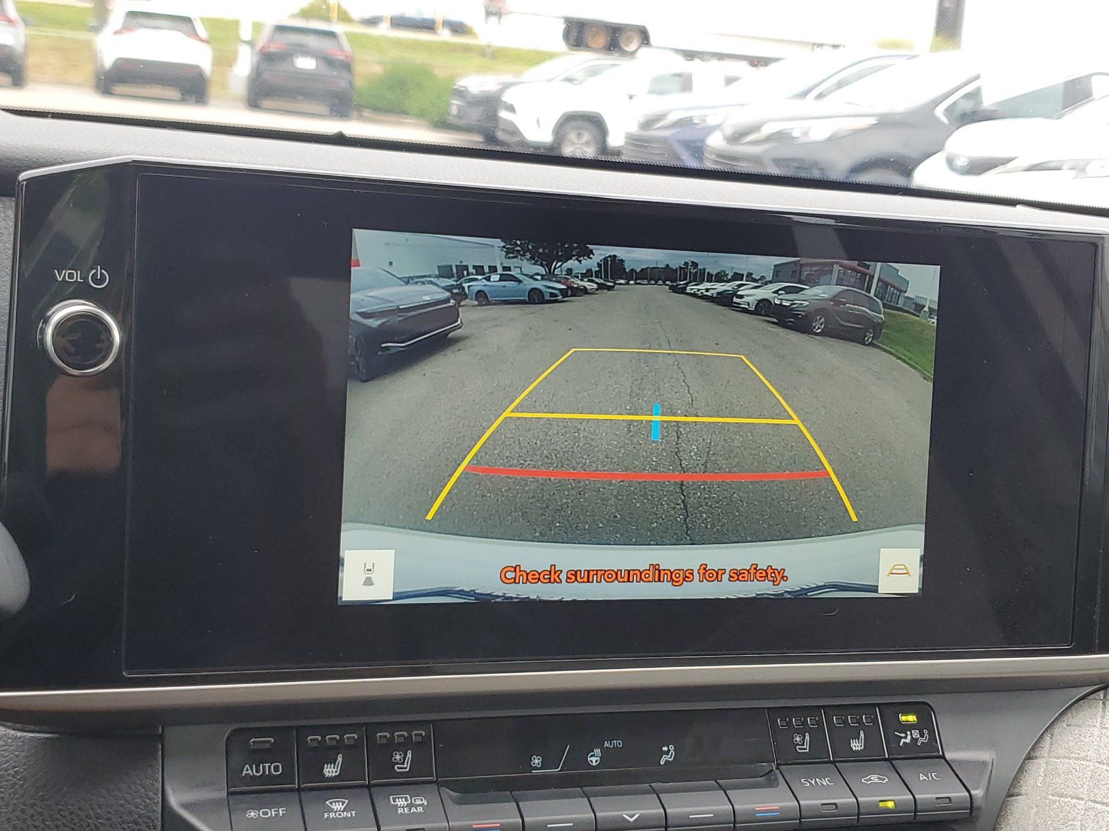 Certified 2025 Toyota Camry XLE w/ Premium Package AWD/4WD image 28
