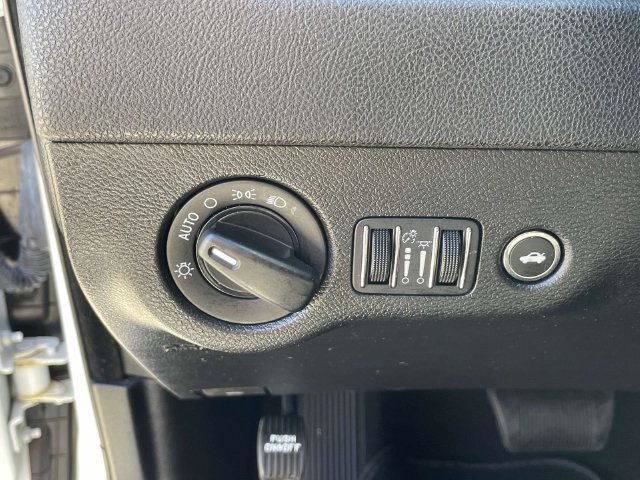 Used 2023 Dodge Charger SXT RWD image 19