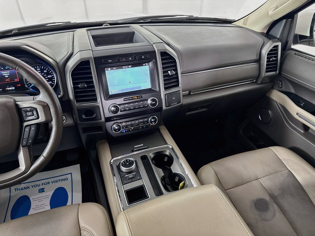 Used 2018 Ford Expedition Max XLT w/ Equipment Group 202A RWD image 30