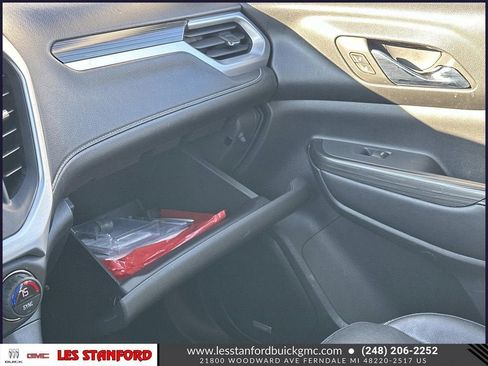 Used 2018 GMC Acadia SLT w/ LPO, Floor Liner Package image 33