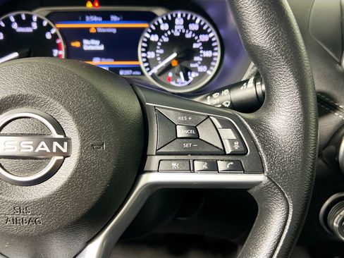 Used 2024 Nissan Sentra SV FWD image 18