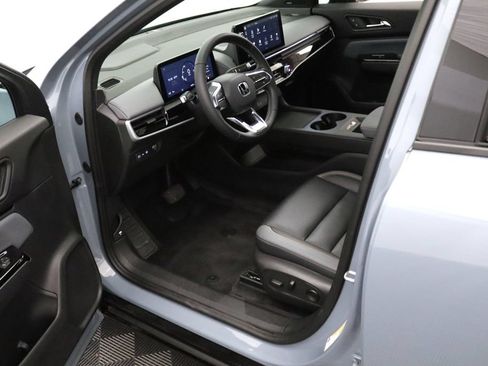 Used 2025 Honda Prologue Touring image 14