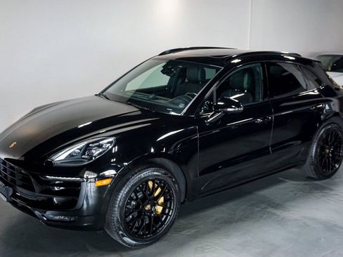 Used 2018 Porsche Macan GTS AWD/4WD image 52