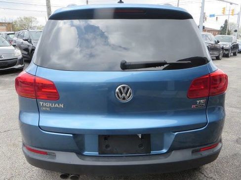 Used 2018 Volkswagen Tiguan Limited w/ Premium Package image 41