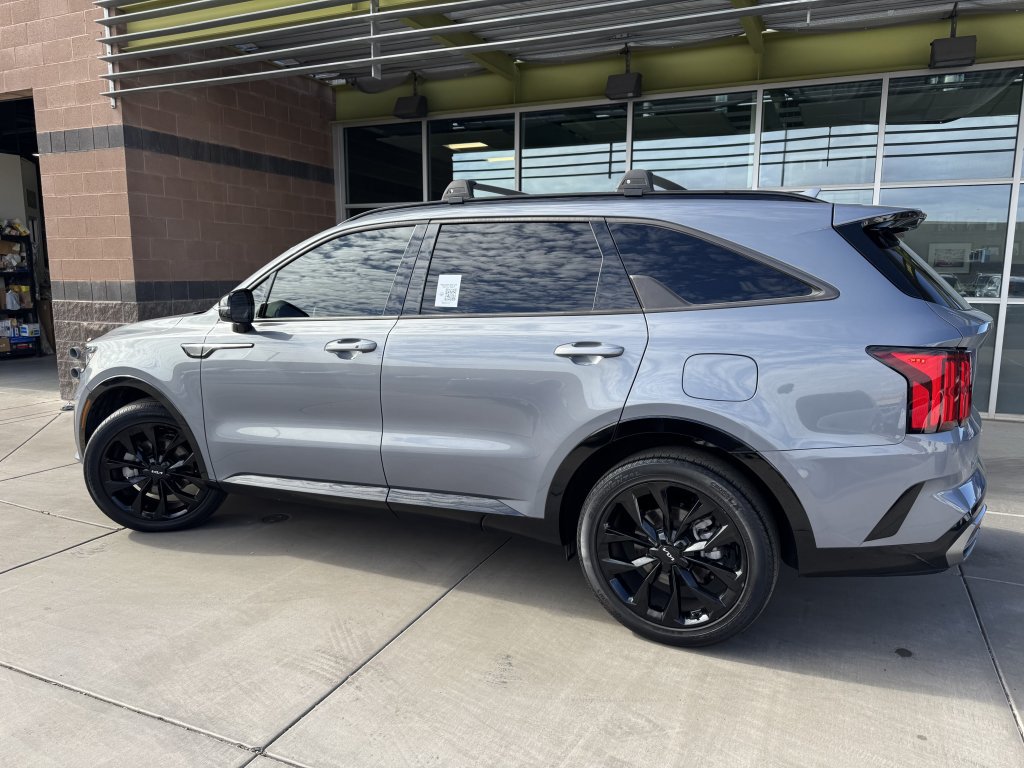 Used 2022 Kia Sorento SX FWD image 5