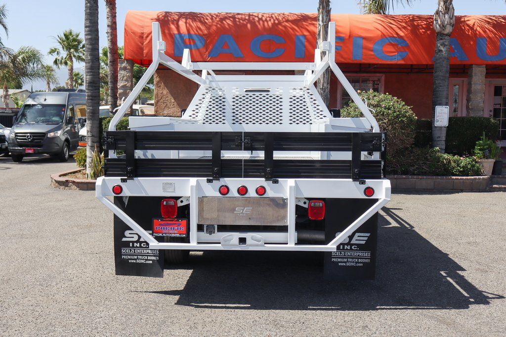 Used 2022 RAM 5500 Tradesman w/ Chrome Appearance Group RWD image 7