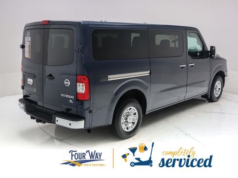 Used 2021 Nissan NV 3500 SL RWD image 4