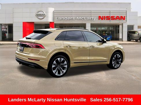 Used 2024 Audi Q8 Premium Plus AWD/4WD image 3