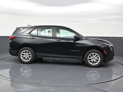 Used 2024 Chevrolet Equinox LS FWD image 6