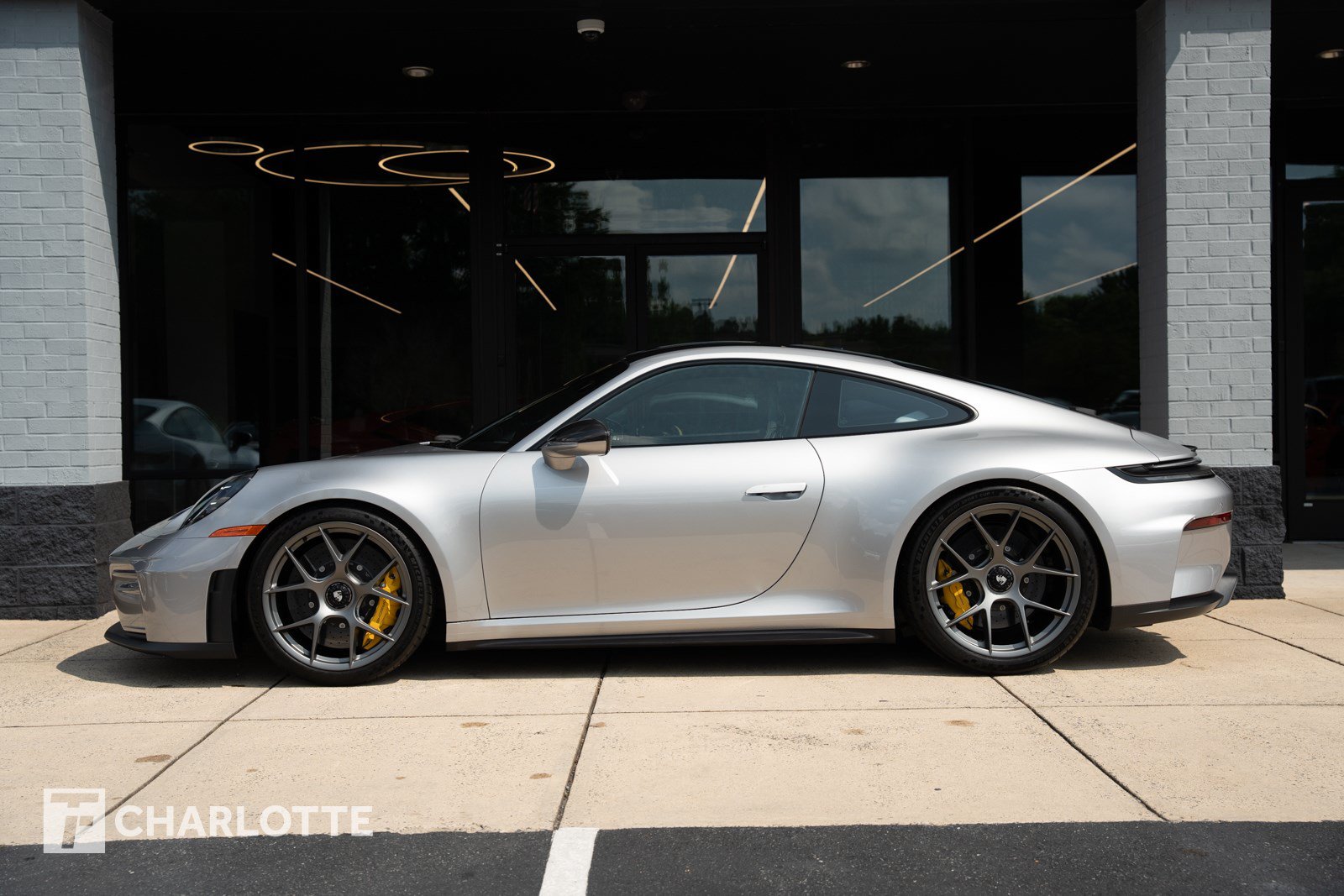 Used 2026 Porsche 911 GT3 RWD image 1