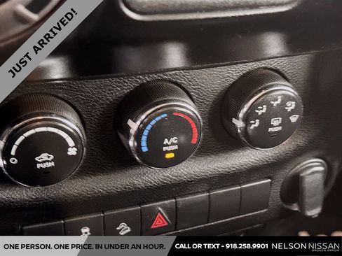 Used 2012 Jeep Wrangler Sport w/ Connectivity Group image 15