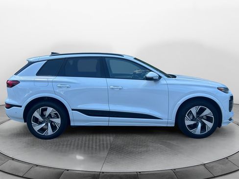 Used 2025 Audi Q6 e-tron Prestige w/ Beige Warm Weather Package AWD/4WD image 8