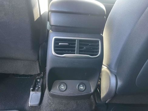 Used 2023 Hyundai Santa Fe SEL FWD image 14