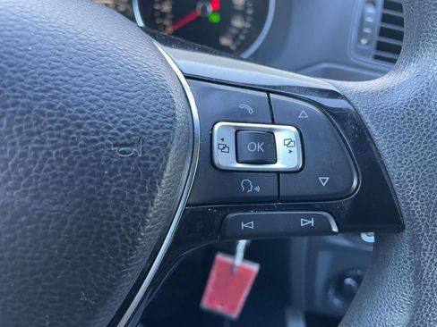 Used 2015 Volkswagen Jetta S image 31