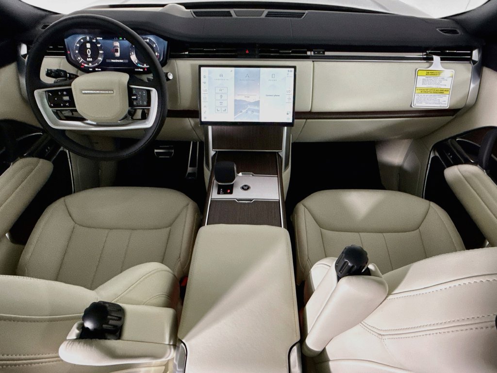 New 2026 Land Rover Range Rover SE AWD/4WD image 13