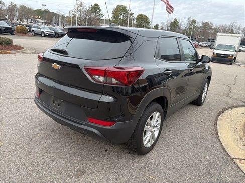 Used 2023 Chevrolet TrailBlazer LS image 6