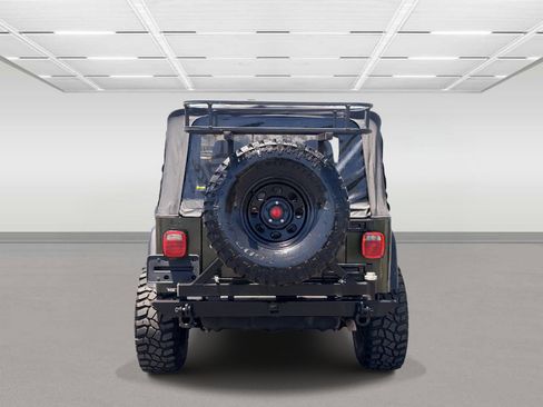 Used 2006 Jeep Wrangler X w/ Tire & Wheel Group (Ecco) AWD/4WD image 4