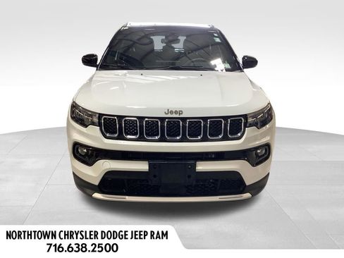 Certified 2023 Jeep Compass Limited AWD/4WD image 2