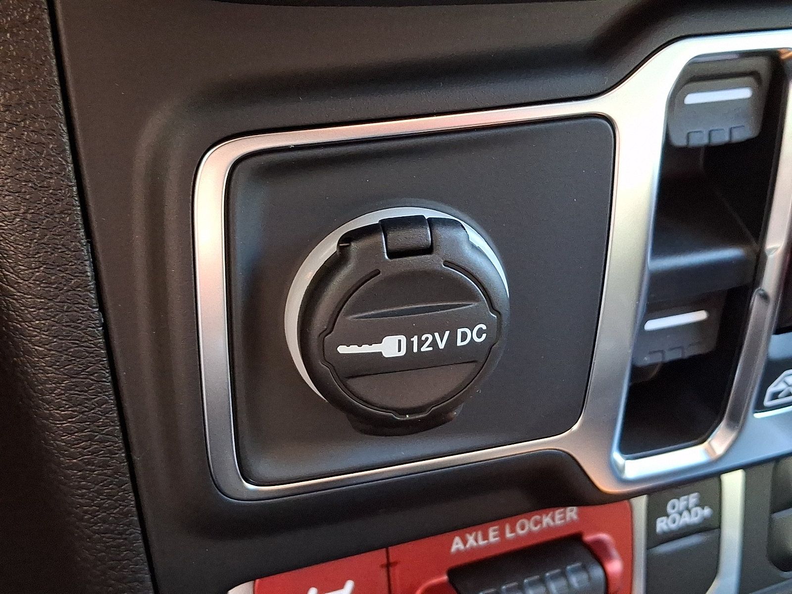 New 2026 Jeep Wrangler Unlimited Sport AWD/4WD image 14