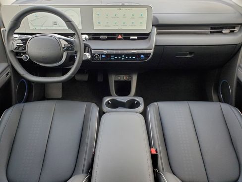New 2024 Hyundai Ioniq 5 Limited image 18