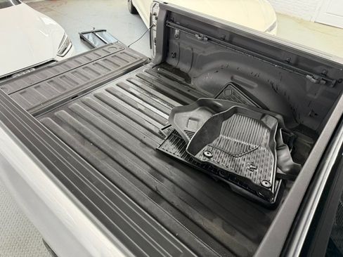 Used 2019 RAM 1500 Big Horn AWD/4WD image 16