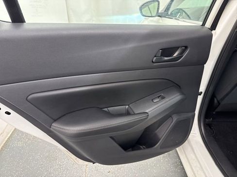 Used 2025 Nissan Altima 2.5 SV FWD image 16