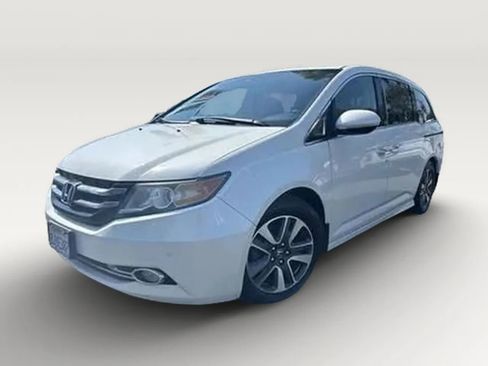 Used 2016 Honda Odyssey Touring Elite image 1