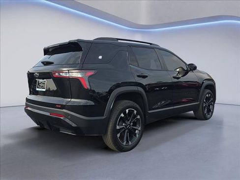 Used 2025 Chevrolet Equinox RS image 5