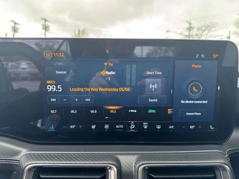 Used 2025 Ford Mustang Premium RWD image 17