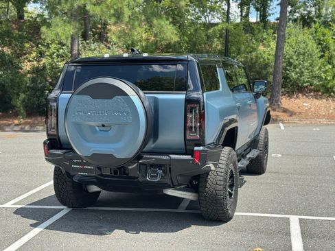 Used 2024 GMC Hummer EV 3X w/ Omega Edition AWD/4WD image 11