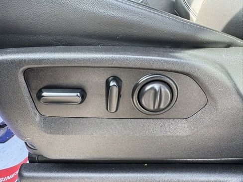 Used 2020 Chevrolet Silverado 1500 LTZ w/ LTZ Plus Package image 12