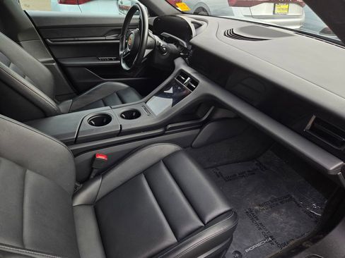 Used 2023 Porsche Taycan w/ Premium Package image 11